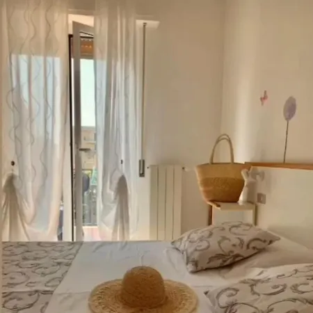 Nicole Hotel 3*